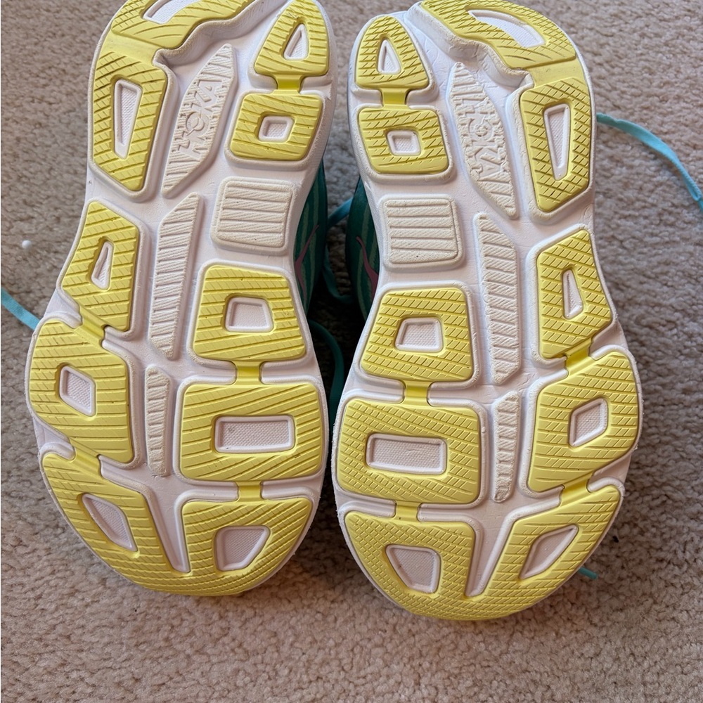 Hoka Bondi Women's Teal Mint Running Shoes - Picture 6 of 6